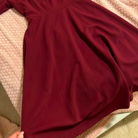 Dress - Picture 2 of 3